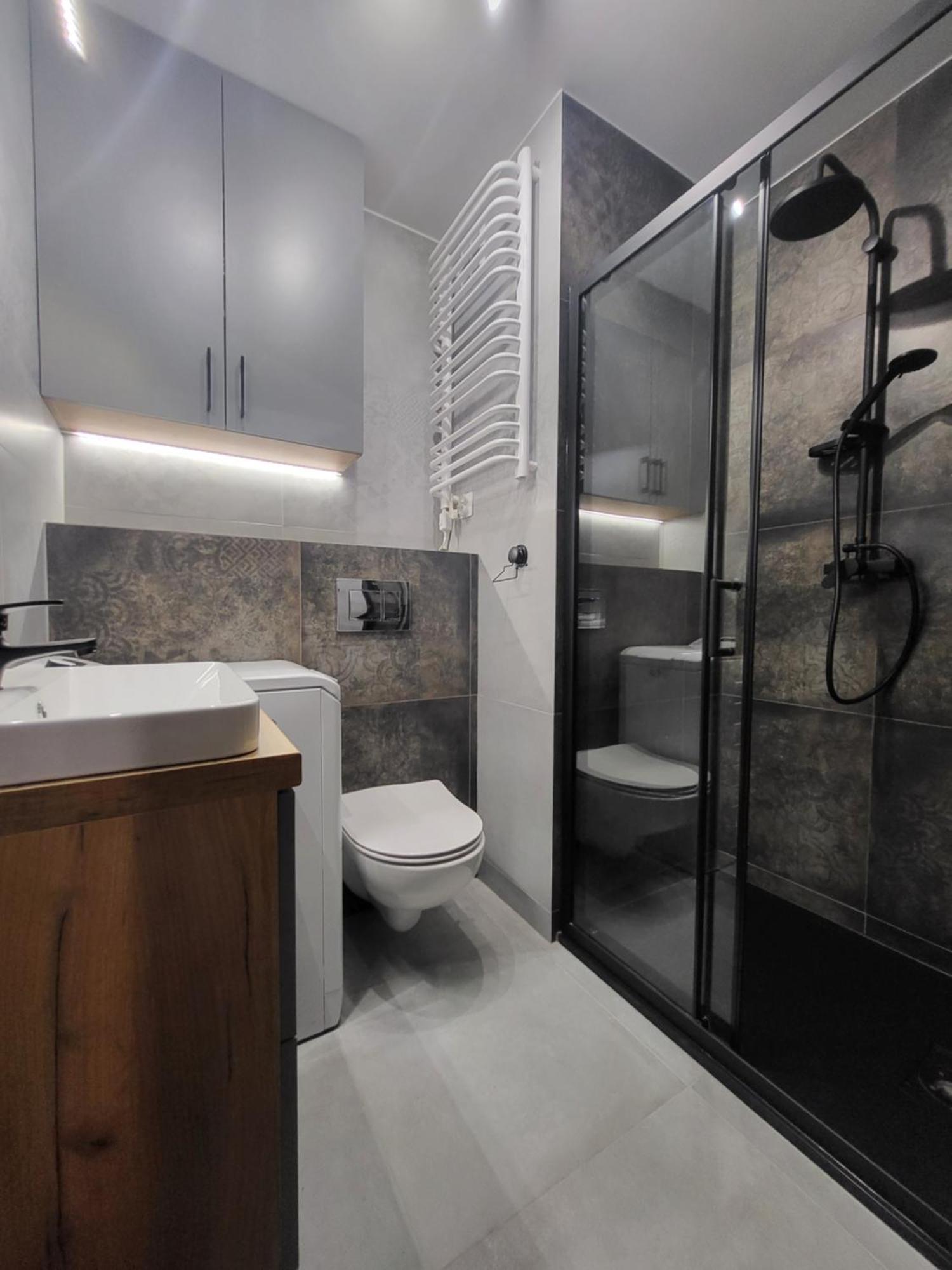 Handy Apartamenty - Mieszkania Na Doby W Centrum Rzeszowa Εξωτερικό φωτογραφία